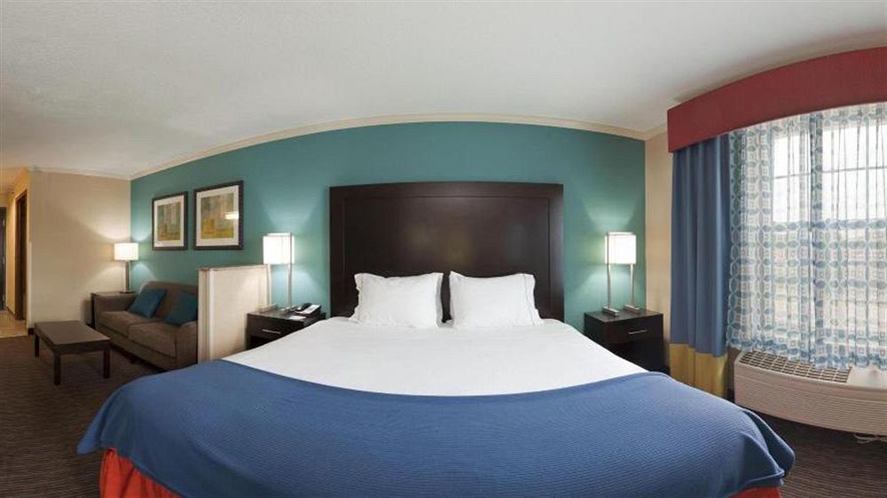Holiday Inn Express Hotel & Suites North Kansas City By Ihg מראה חיצוני תמונה
