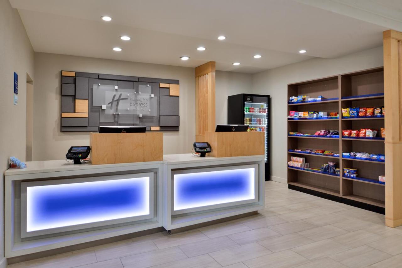 Holiday Inn Express Hotel & Suites North Kansas City By Ihg מראה חיצוני תמונה